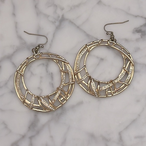 Hoop Earrings - Picture 1 of 1